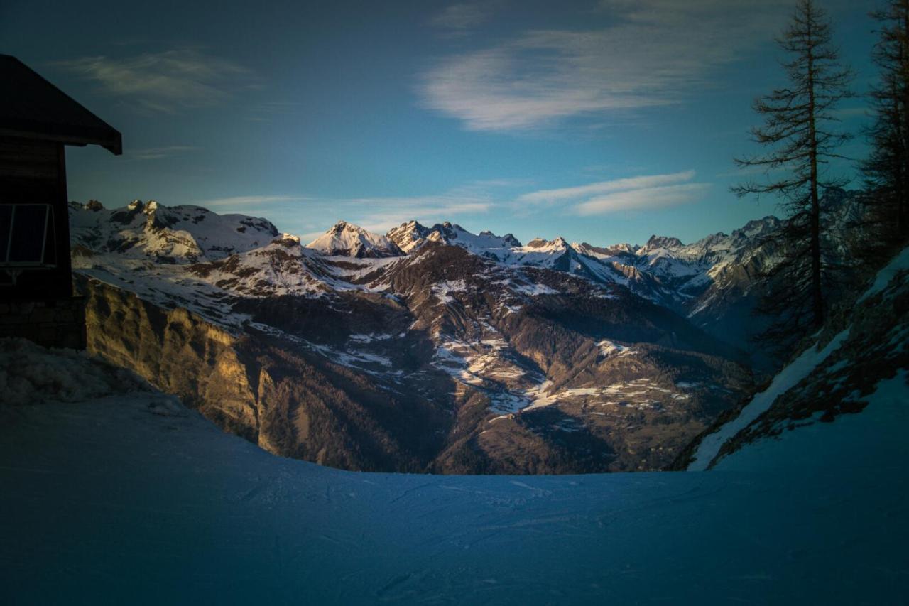 Au Pied Des Pistes Apartment